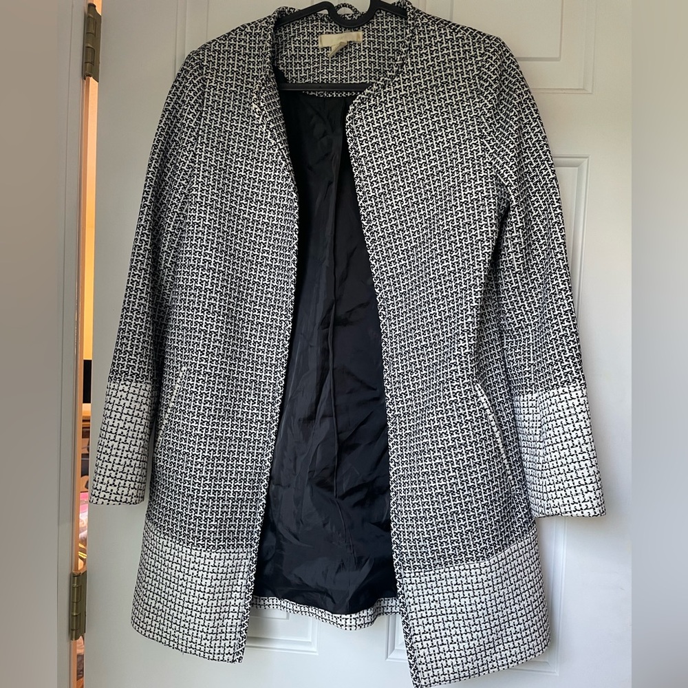 Classy, patterned jacket